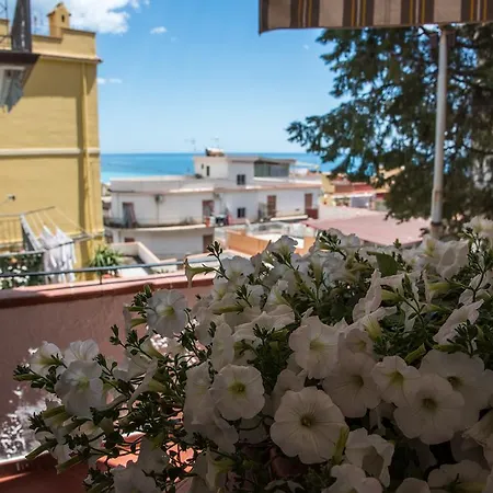 La Maison Doree Giardini Naxos Room photo
