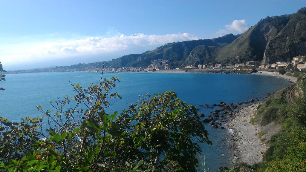 La Maison Doree Giardini Naxos